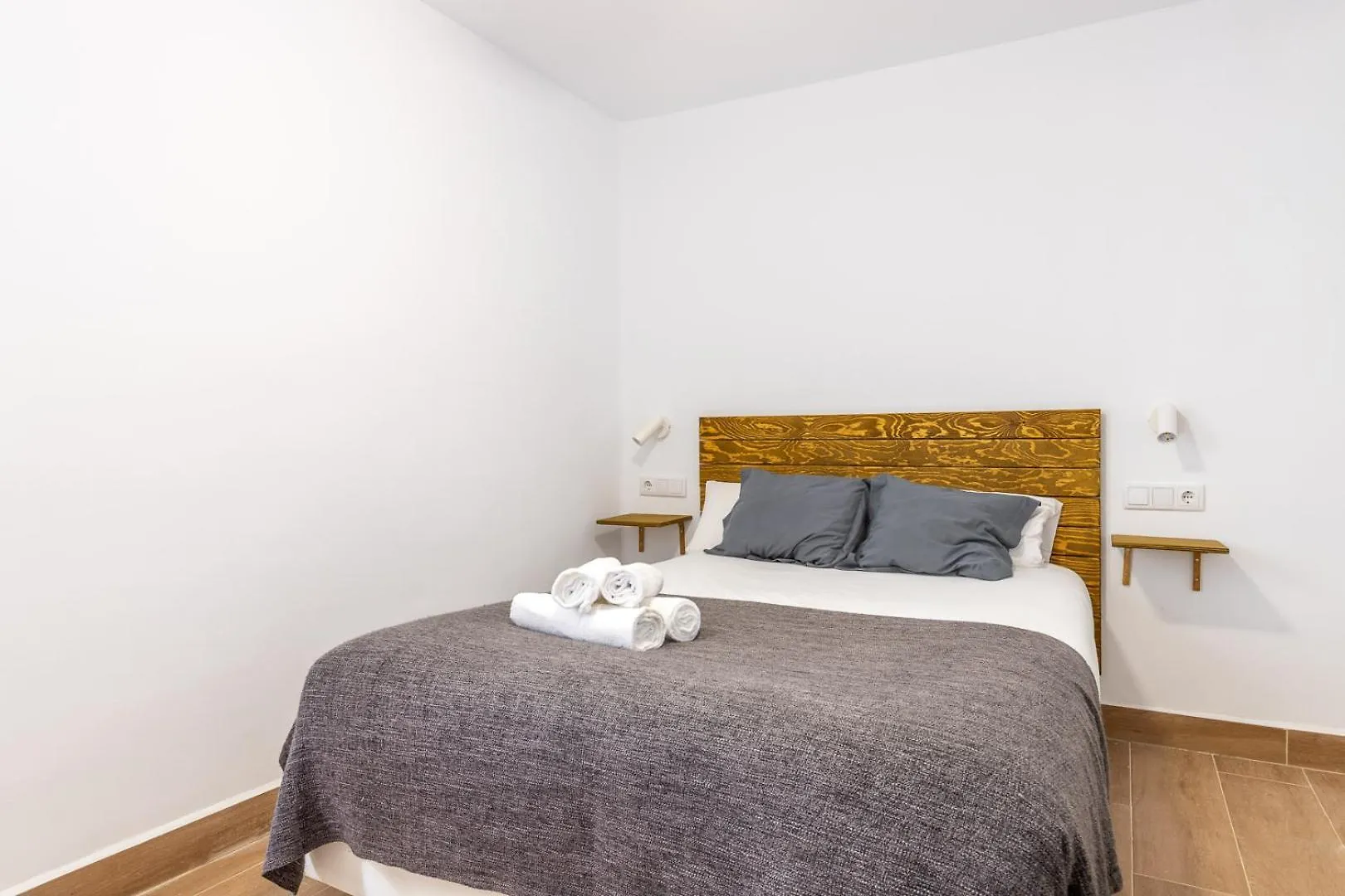 Homeabout Cervantes Apartments Malaga