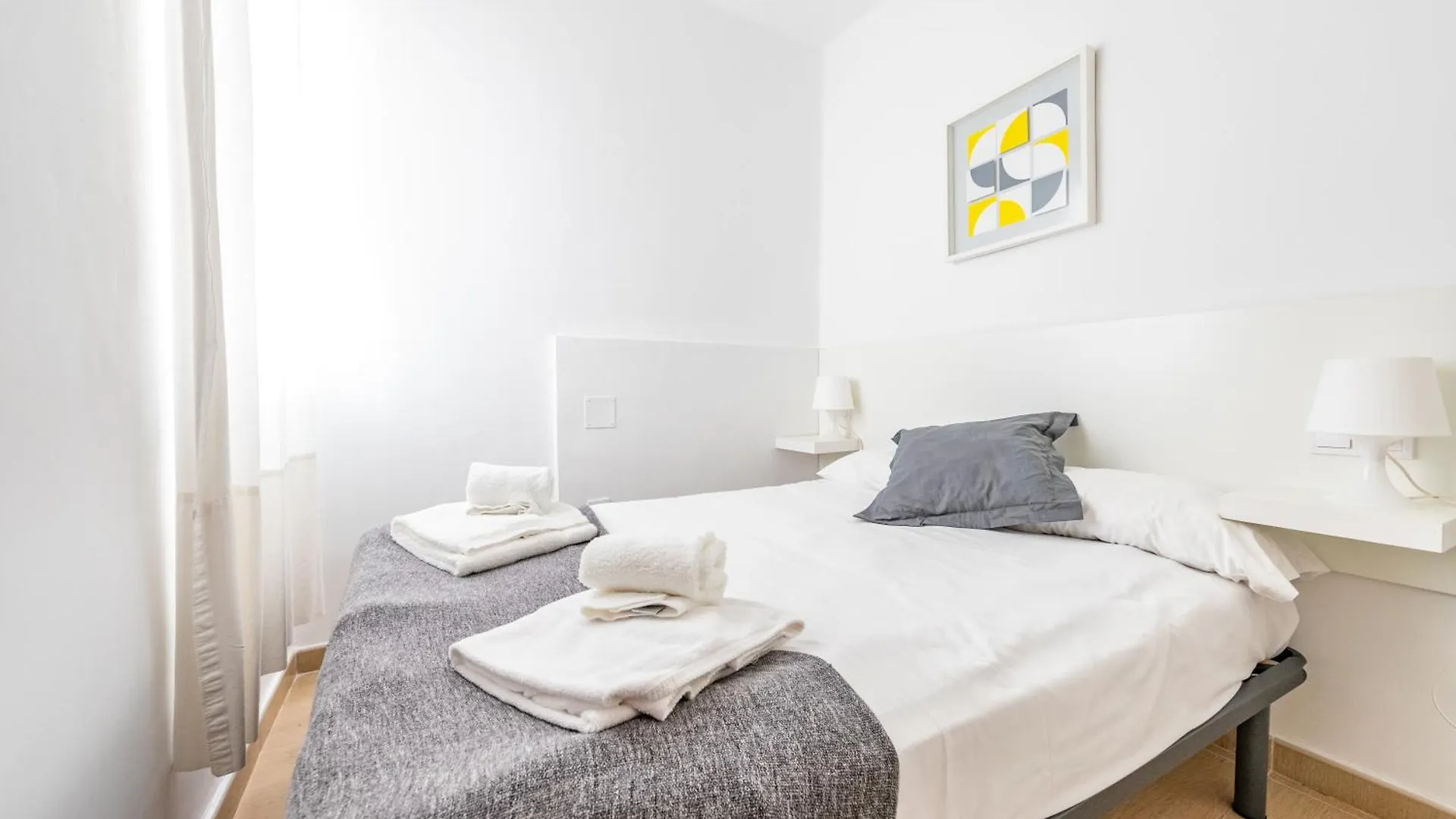 Homeabout Cervantes Apartments Malaga 0*,