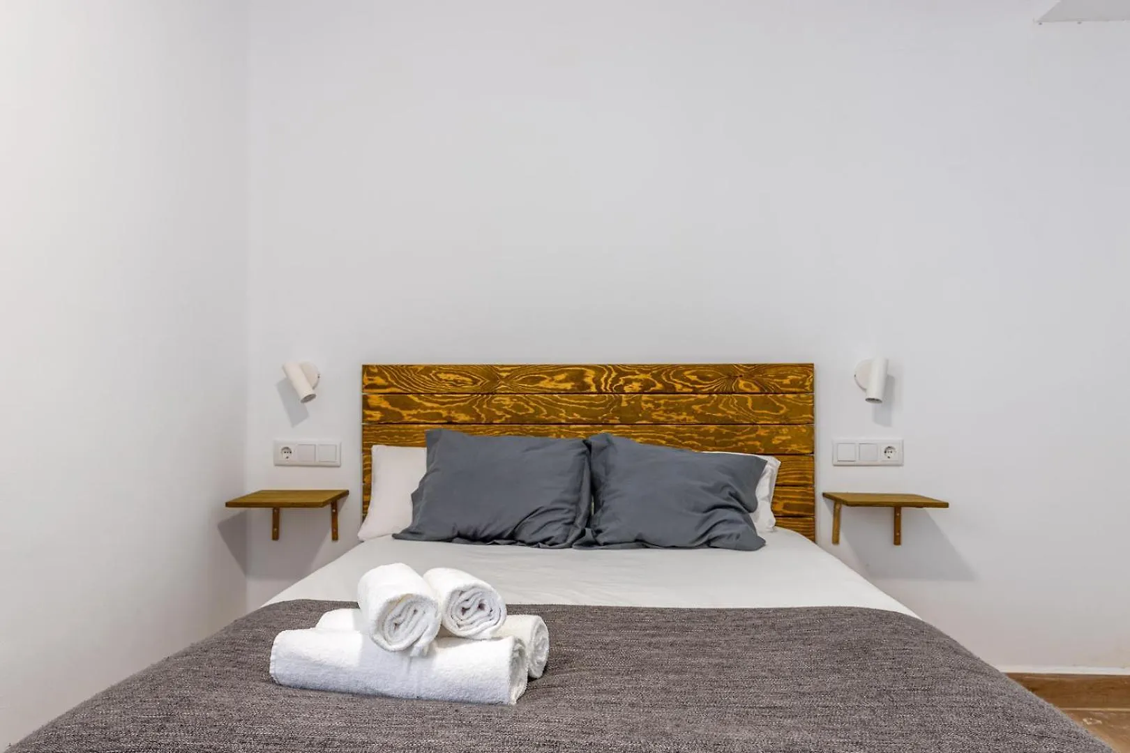 Homeabout Cervantes Apartments Malaga